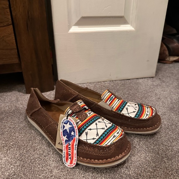 Ariat Brown Loafers with Multicolor Tribal Design - Picture 3 of 6